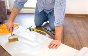 Hướng dẫn cách dán giấy dán tường đẹp ngay tại nhà